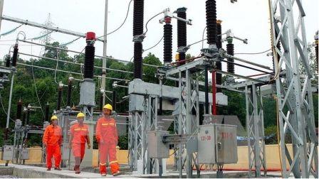 Quang Ninh Cinq communes insulaires connectées au réseau électrique national